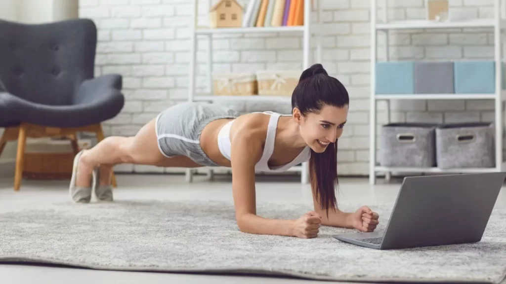 Image-of-a-woman-planking-at-home